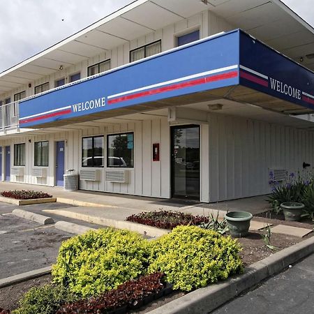 Motel 6-Amherst, Oh - Cleveland West - Lorain Екстер'єр фото